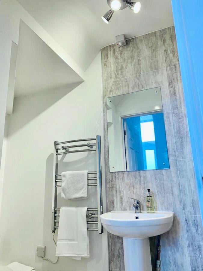 Apartamento Ferry House Pembroke Dock Exterior foto